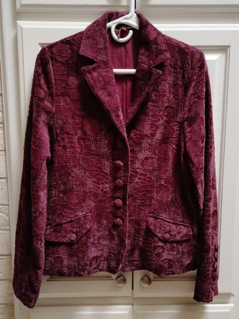 American Exchange Women's Embroidered Blazer sz 6